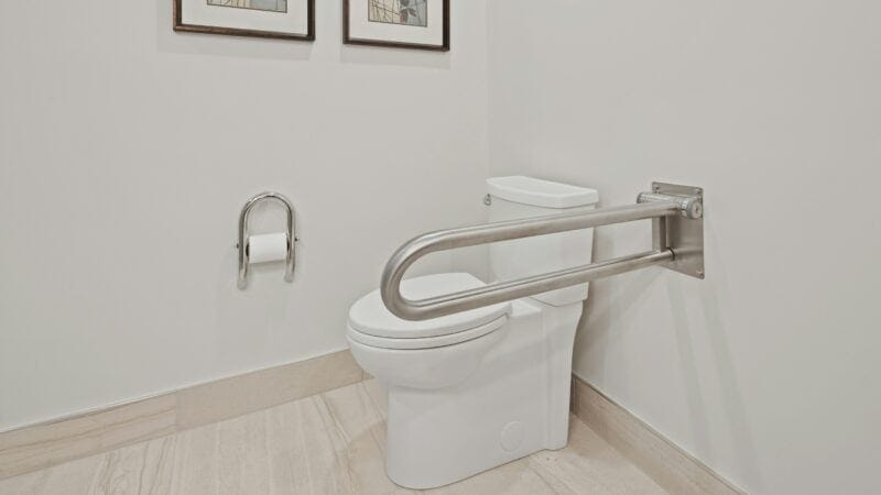 Best Grab Bars and Bathroom Safety Rails in 2026: What Holds Weight and What Only Looks Like It Does