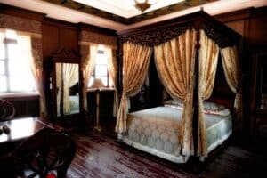 bed canopy in bedroom