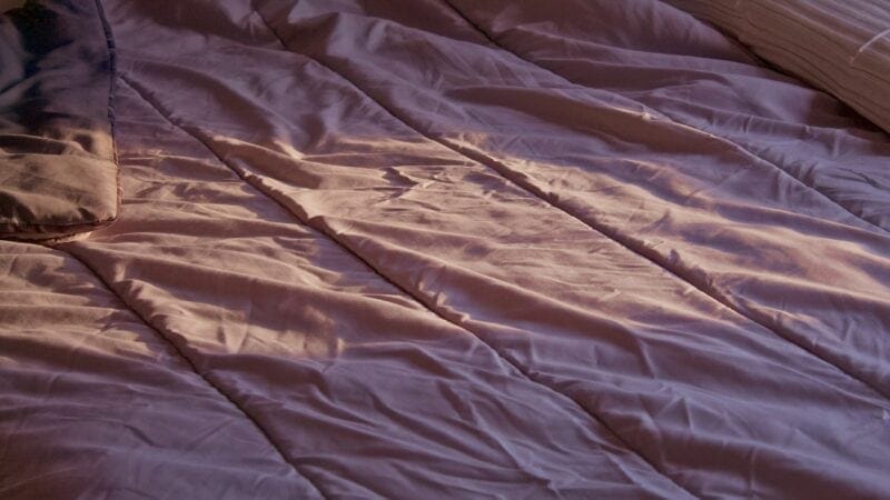 Best Waterproof Bedding for Incontinence in 2026: The Layered Setup That Cuts Nighttime Laundry