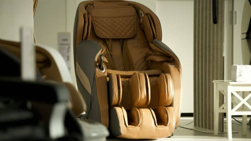 Best Shiatsu Massage Chairs in 2026: Roller Depth, Track Shape, and Honest Limits