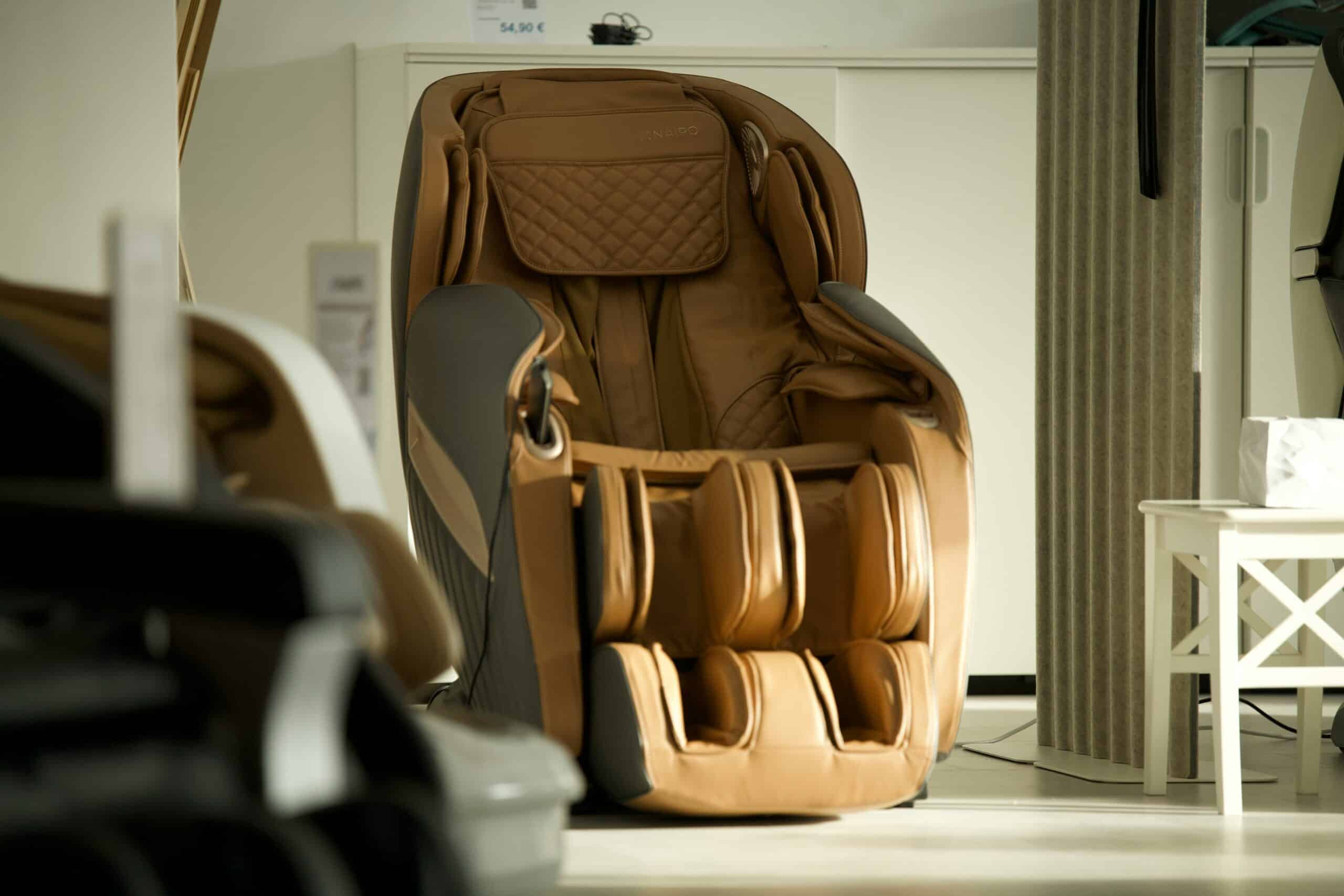 Best Shiatsu Massage Chairs in 2026: Roller Depth, Track Shape, and Honest Limits