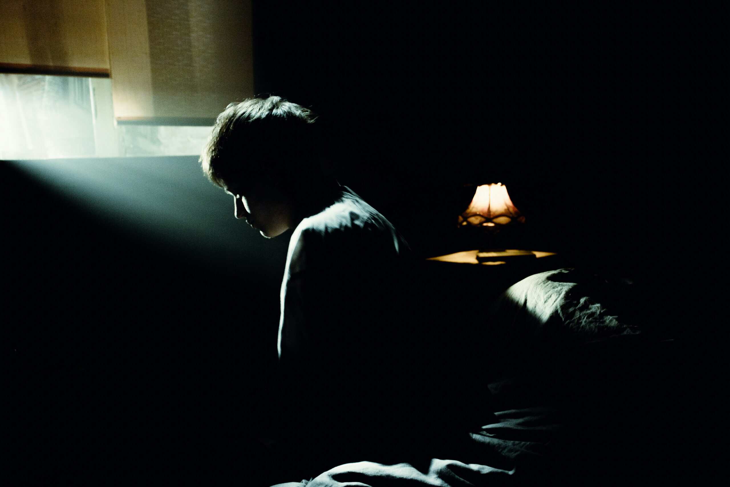 What Are Night Terrors: Deep Sleep Arousal, Why Comforting Fails, and Scheduled Awakenings