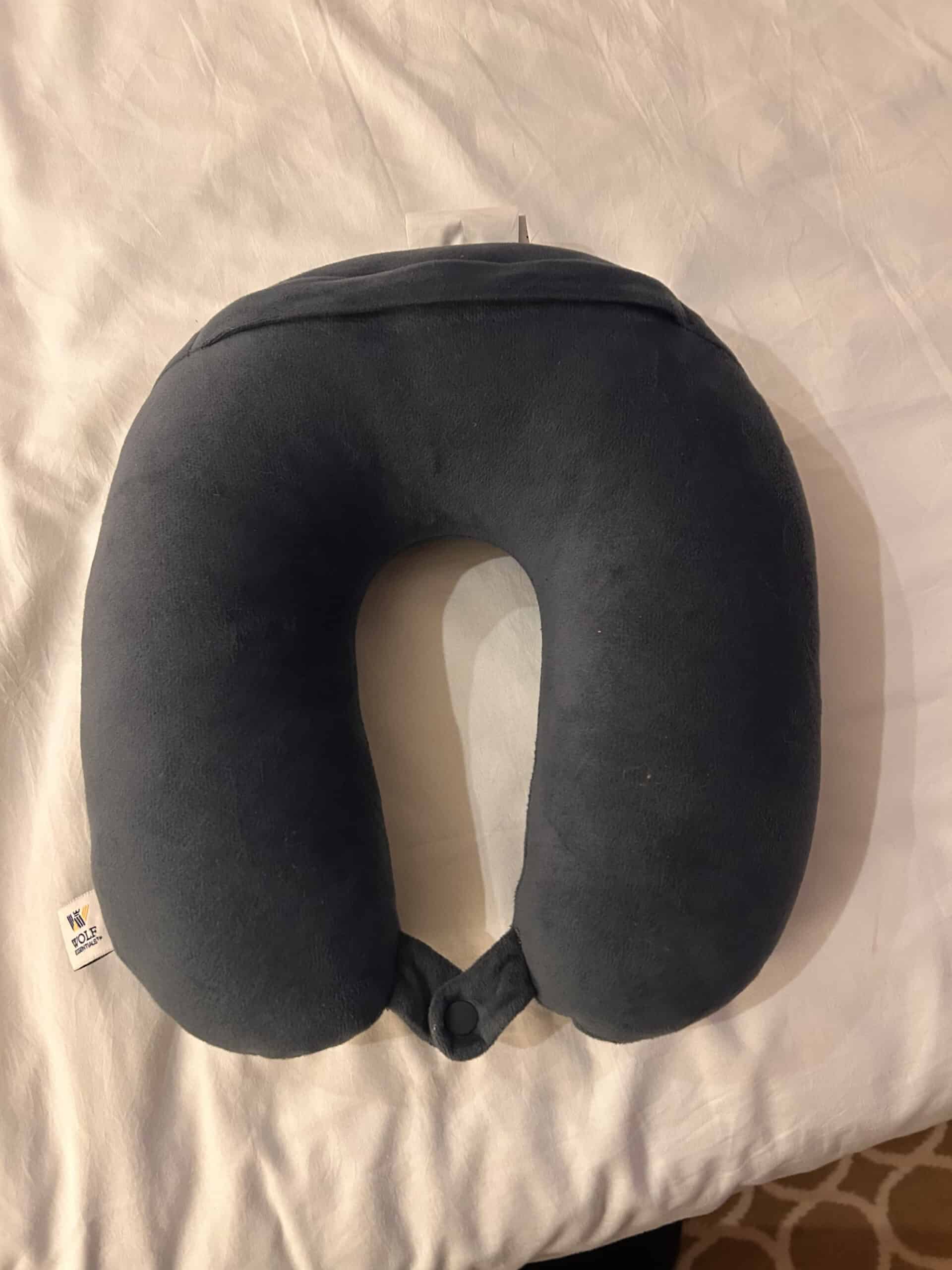 Why Does My Head Still Fall Sideways in a Travel Pillow: What a U-Shape Can and Cannot Hold