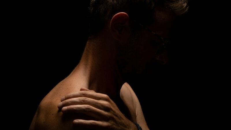 Best Shoulder Slings and Braces for Sleeping in 2026: Immobilizers, Night Straps, and Surgeon’s Orders