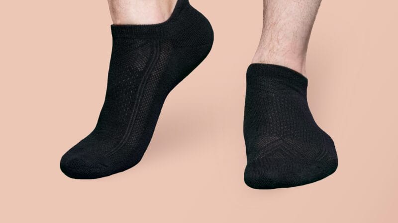 Best Non-Slip Socks for Home and Recovery in 2026: Grip Patterns, Double-Sided, and Hard Floors